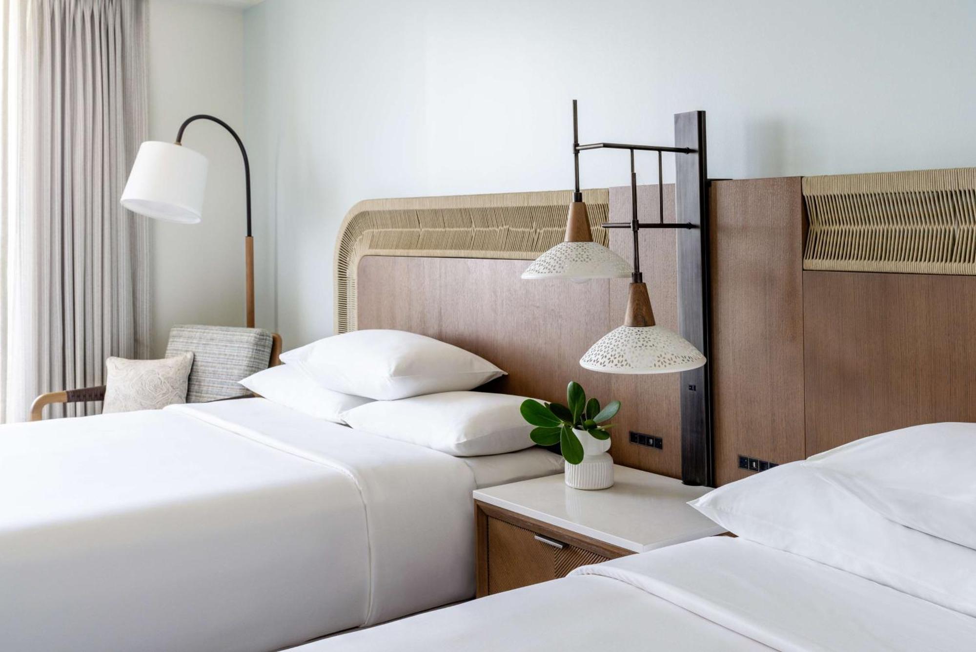Queen Room with Two Queen Beds and Accessible Shower - Disability Access